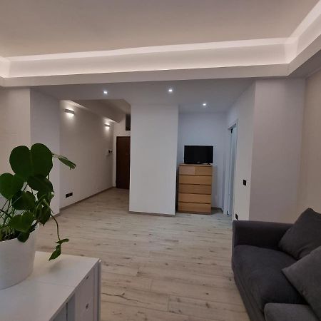 Melaverde flat Milano Eksteriør billede