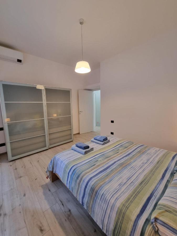 Melaverde flat Milano Eksteriør billede